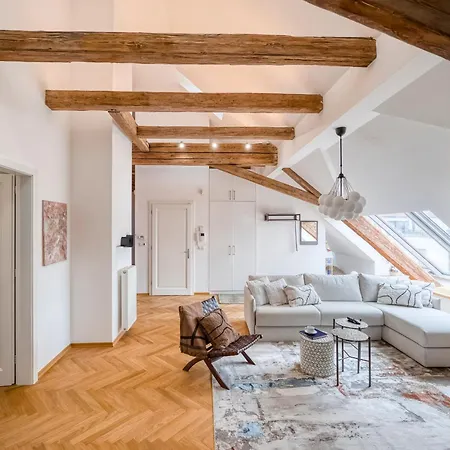 3bdr Main Center W Workspace With Ac In New Town Apartmán