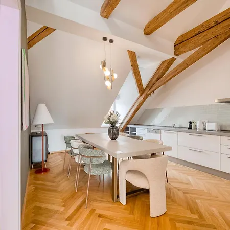 3bdr Main Center W Workspace With Ac In New Town Apartmán Praha